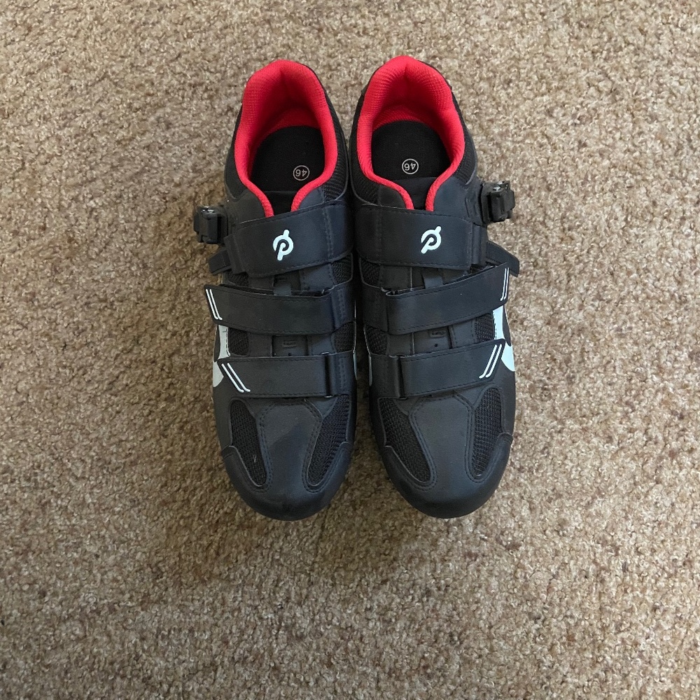 Mens Pelaton shoes